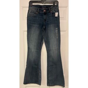 Maurices Women's Size‎ 4 Regular Medium Wash Bootcut Jeans NWT Denim